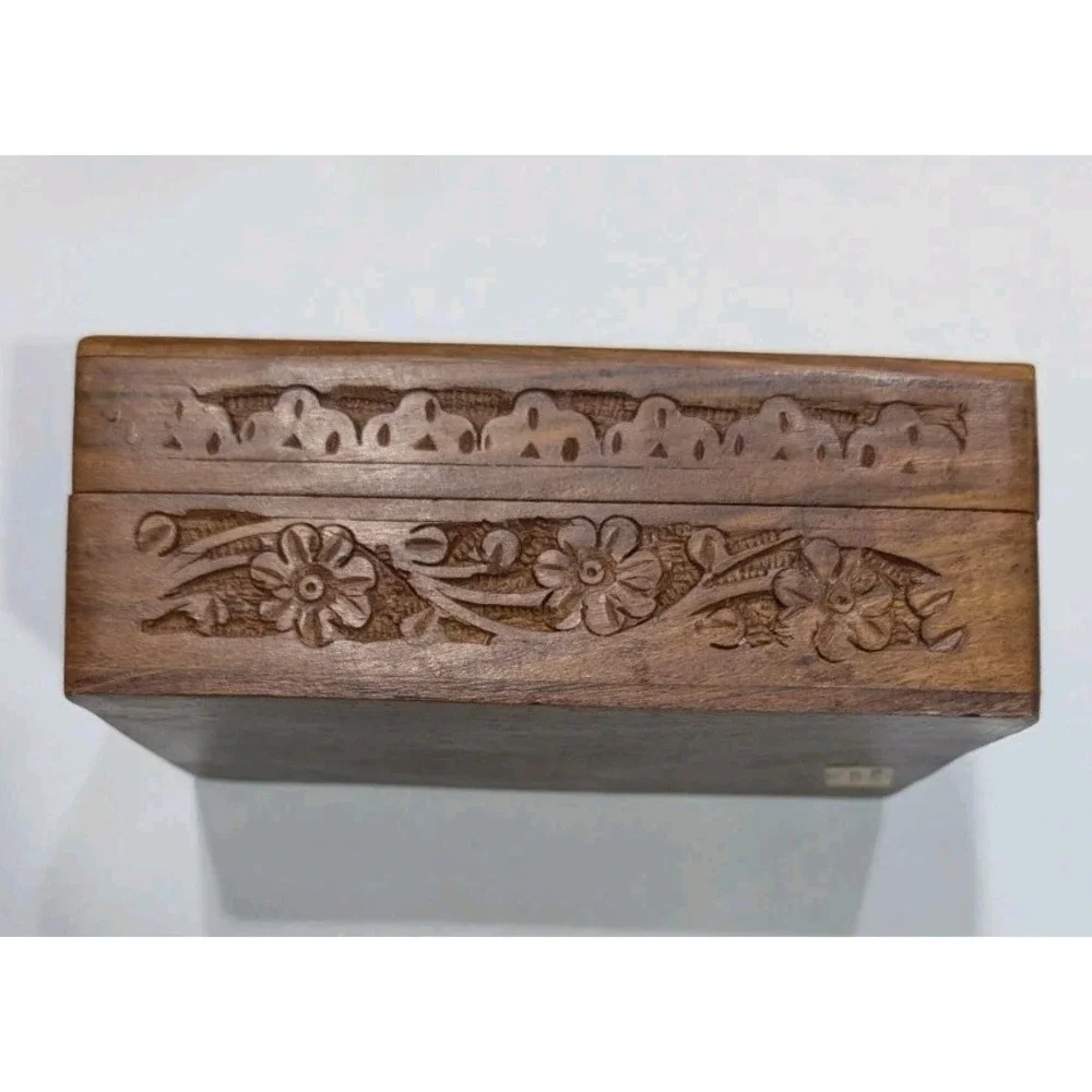 Vintage  Carved Wooden Jewelry Trinket Treasure Keepsake Inlaid 6